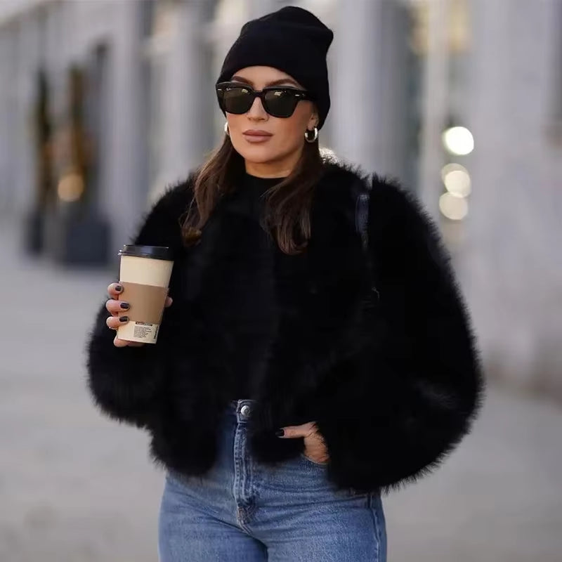 Iconic Street Fashion Week Luxury Brand Gardient Cropped Faux Fur Coat Women Winter 2024 Hot Cool Girls Fluffy Short Fur Jacket